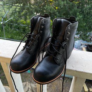 WORX Red Wing Steel Toe Work Boot SIZE 5.5 STK5126